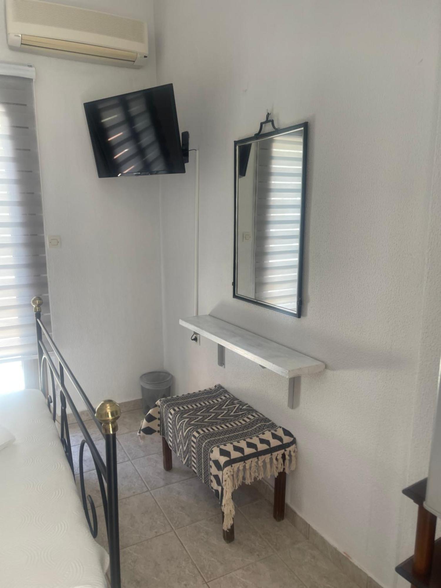 Lithos By The Sea Bed & Breakfast Neo Oitilo ภายนอก รูปภาพ